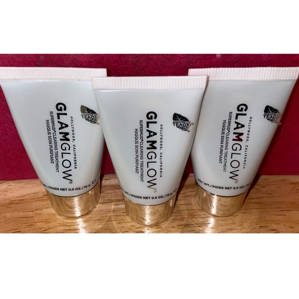 GlamGlow SUPERMUD Charcoal Instant Treatment Mask (3)